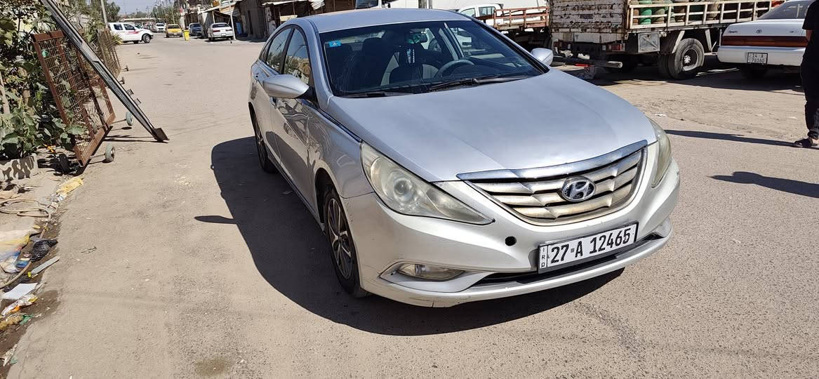 سوناتا موديل 2012 وارد امريكي محرك 2400 حادث جامل امامي فقط بيها شخوط بسيطه بسمي سياره رقم ذي قار مشوع وطني *********** البصرة, العراق
