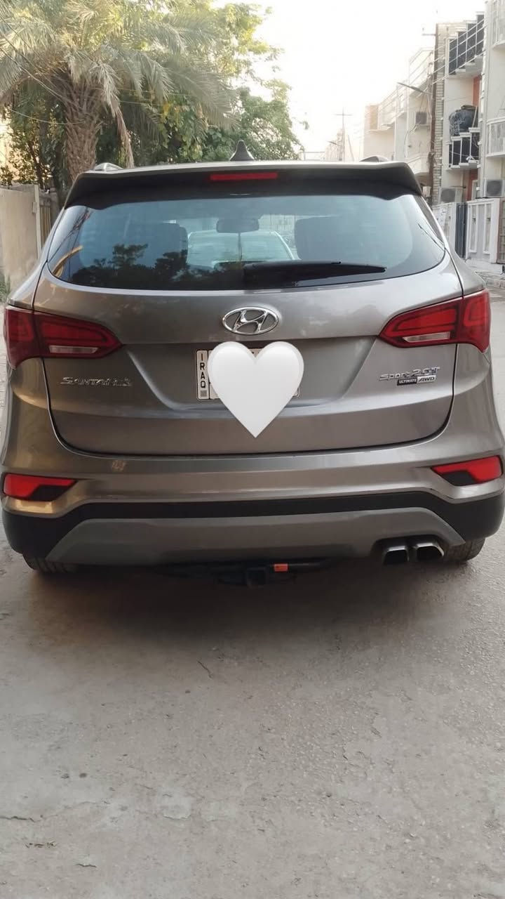 سلام عليكم 
سنتافيه 2018وارد أمريكي مكينه تيربو 2000
حادث جاملغ وبنيد سياره فول واحد ع واحد 
ماشيه 94
مواصفات بنوراما بصمه شاشه جبيره 
3قطع تبريد 
كشنات جلد تدفئه تبريد 
ستيرن تدفئه مري قلاب 
بردات خلفيه بلاديه 
اسطفاف ذاتي اشاير ترحيب 
صندوك كهربائي 
حساسات جانبي خلفي امامي 
رقم بغداد السياره بسمي حصرآ 
السيارة جديدة واحلى من الصور  وبالعافيه ع الياخذها للاستفسار ***********
السعر 175 بيه مجال حك الجيه
