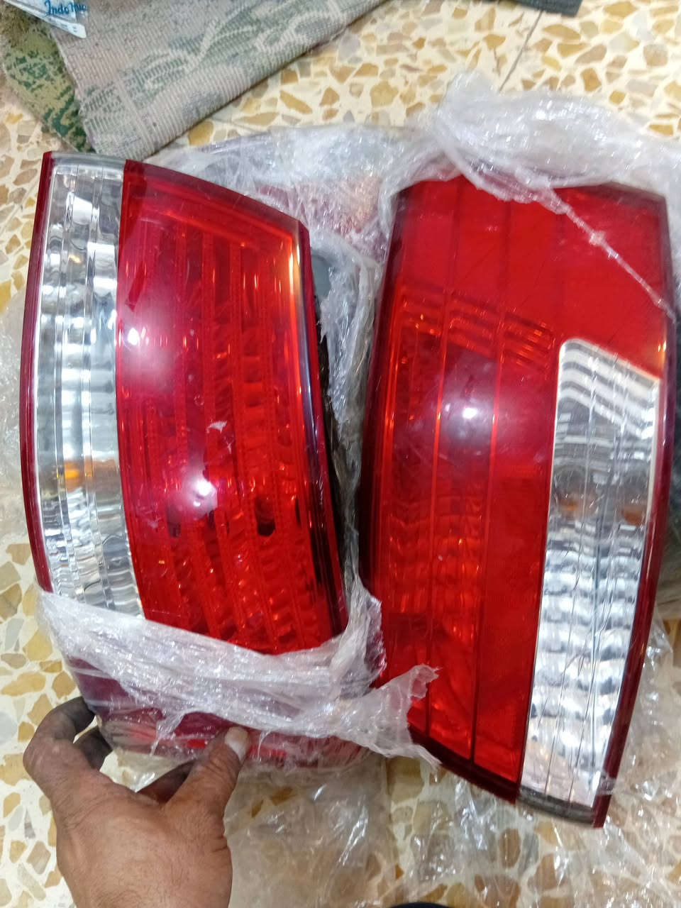 السلام عليكم شباب اغراض سوناتا شكل. مقدس  بغداد بوب الشام ***********
***********
