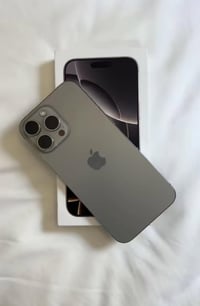 آيفون ١٦ برو ماكس • ٢٥٦ • تيتانيوم رصاصي