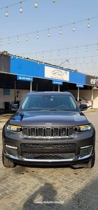 2023Jeep Grand Cherokee Limted   السيارة فول🔥🔥ماعدا الفتحه سقف رقم الم...
