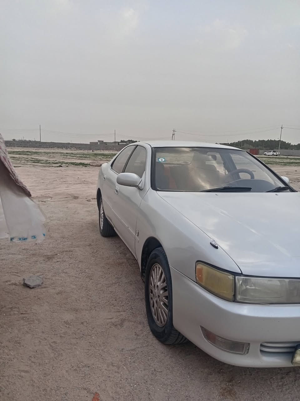 سلام عليكم من رخصت الدمن  كرسته البيع مديل 93 سياره مكفوله من (الكص +نقل جثه +صوليات سياره)  ذني ثلاثتهن اكفلهن الك بقيه كوم حديد سياره ضربتها بس بصندوق  سياره مصبوقه جماليه بس  سنويه ال29 عنوان سفوان راعيها هم اب سفوان سعر 55بيها مجال  ه‍***********
