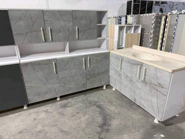 كاونتر خشبmdf قياس متر ونص وسنك متر و20 مرمر سعر 260 الف 