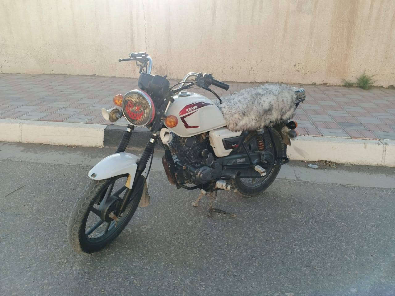 دراجه كي واي موديل 2021كهربائيات كلهه شغاله اوراق اصولي مداور مكتب حسين مكانهه كربلاء حي السلام *********** السعر 900 اوبيهه مجال شباب مكلف بل نشر هاذا رقم صاحب الدراجه
