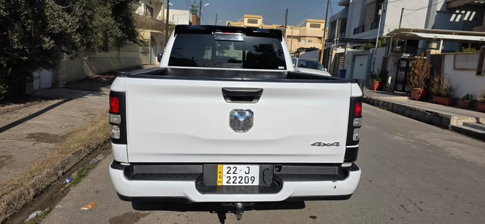 رام موديل ٢٢
٦ سلندر ايتوك
باب طويل بدي طويل
فور ويل 
ماشيه ٦٥ ميل
ويل لمتدد ٢٢
جنح قماره
سستم صوت كنترول 
تشغيل عن بعد 
بصمه 
صناديق تخزين
حوض بدي 
صبغ باب السايق وجامغ خلفي موضح بالصور   
بدون داخل بدون يرباك

العنوان موصل 
***********
***********
