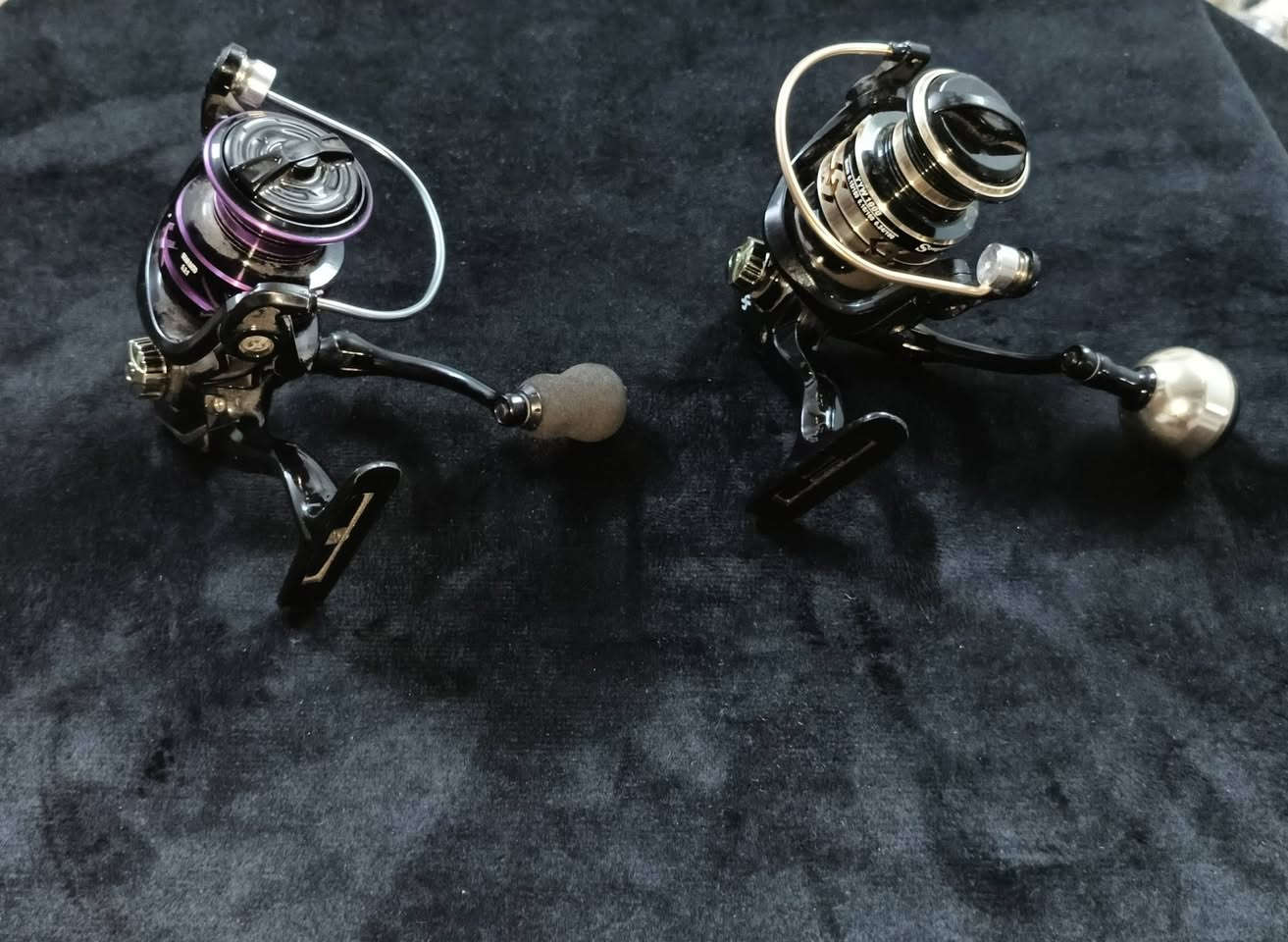 القطعتين ١٦ الف مكاني موصل توصيل ٥ الف 
قطعه حجم ١٠٠٠ وقطعة حجم ٢٠٠٠


**إذا كنت صاحب هذا الإعلان وتريد حذفه لأي سبب، رجاءا أرسل رسالة إلى الدعم الفني**