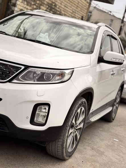 سلام عليكم سورنتو رقم بغداد للبيع موديل 2015 محرك 6سلندر 7راكب 3قطع تبريد  فول مواصفات بلا بونوراما سياره كامله *********** /***********
