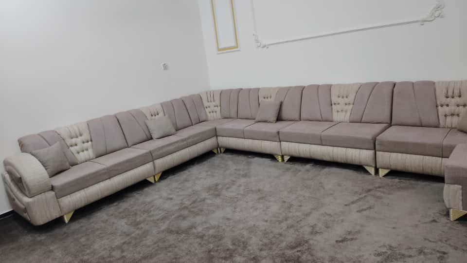 ديوان تفصال استعمال قليل نظافه 99%
8 متر استعمال كَــم شهر 
السعر 500 ألــف وبيها مجال 
العنوان ابي الخصيب منطقة اللكطة ( مقابل البهادرية ) انا مكلف بــ النشر رقم صاحب الديوان

0771 311 1505
