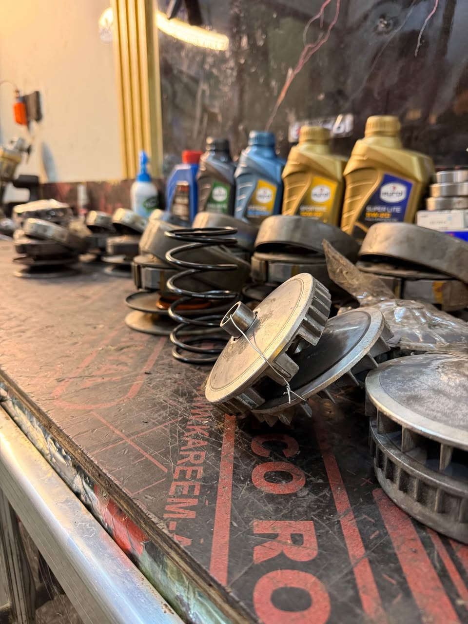 سلام عليكم 
توفر كلجات خلفي 140 عام 
توفر كلجات خلفي 120 عام 
توفر كلجات امامي 140 عام 
توفر كلجات امامي 120 عام 
سلفات بمجميع احجامه 120 وال 140 
جويترات عقول كذالك 
مكائن البريز والاكزز والببغاء النوزل 
توفر مكاين 120 رياضيه 
مكان كربلاء البوبيات قرب اسواق برتقاله 
*********** كربلاء, العراق
