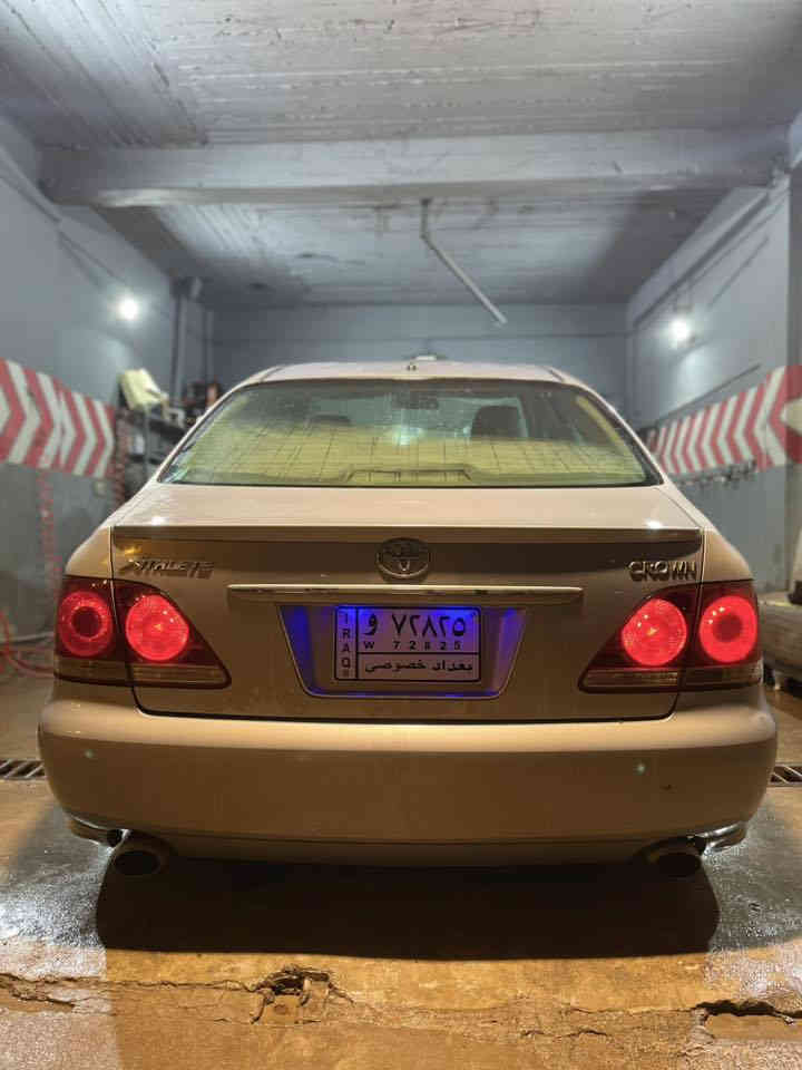 شاهینە سپۆرت  ٢٠٠٥ بڕاوە 
١٨٠ی گێڕ و مەكینە بچوك 
گێڕ و مەكینەی بەشەرت 
٣ دوگمە
بەسمە 
تەحدید سورعە 
سوكان ڤۆلیۆم 
ئاوێنە هیتەر 
ساڵۆنسای سپۆرتی بۆ بەسراوە 
تەبرید سارد و گەرم بەشەرت 
برێكی بەسراوە
هەیكەلی  سەیارەكە نموونەیە  
تایە و ویلێكی سپۆرتی لەژێرە
سەیارەیەكی تابڵێی جایزە ماڵی دەستی گەنجە 
بەنزین زۆر زۆر كەم سەرفەكات 
قوەتێكی زۆر باشی هەیە 
تەقە و رەقەی هیچ تیانیە
١ تەقە و ١٠٠ دۆلارت بۆ ئەبڕم 
سعری ٤٩ گەڵا و مەجالێكی كەم 
شوێن پیرەمەگرون 
تەنها فرۆشتنە 
***********
