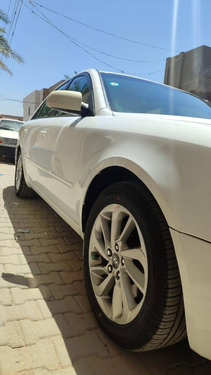 السلام عليكم شباب...✋️
للبيع سوناتا🚘 وارد امريكي حادث ربع بنيد وربع من الجاملغ مصلح نفسه والباقي مكفول ليبل واحد مكينه (6)  لا صرف ولا بخار تكشير بيها قليل شوفت عينك سلايت منضومه تبريد جديد تلج❄️ تخم تاير جديد ويل كب حتى السبير رقم بغداد انكليزي باسمي تحويل ثاني يوم سياره استخدام شخصي  العنوان ..وبالعافيه ع الياخذهاا ..السعر..105 $ وبيها مجال
النجف لاشرف .... *********** ابو فهد
