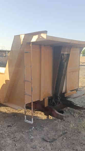 سلام عليكم للبيع بدي مال تك عمل نضيف جكه الماني تفصال كوم جدعه مكانه الفلوجه *********** 
السعر 3ملاين وبي مجال
