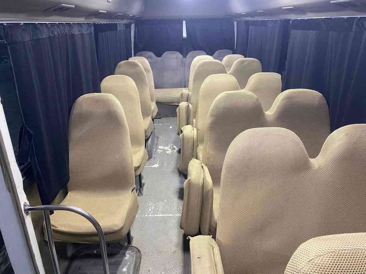 السلام عليكم كوستر 2007كاز تخم تاير جدد حداديه حلوه تبريد شغال بس الفان عطل راعيها يريد تحويل مكانها بصره
س ع150...  ***********
