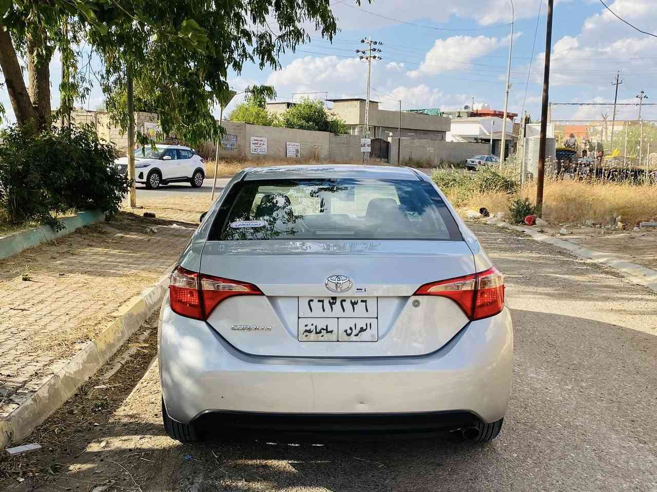 سلام و عليكم 
فقط للبيع.............
كورلا سلفر 
موديل ٢٠١٧ 
ماشي٨٣كم 
بي بونيد جاملخ
بدون دواخل 
بدون ايرباگ
سياره جديد 
دينار مصرف مابي 
اربع تيارات جديد 
گير محرك كل بشرط 
مكان سياره كركوك 
ماجاوب خاص 
رقم صاحب السياره

***********
👇👇👇👇👇
