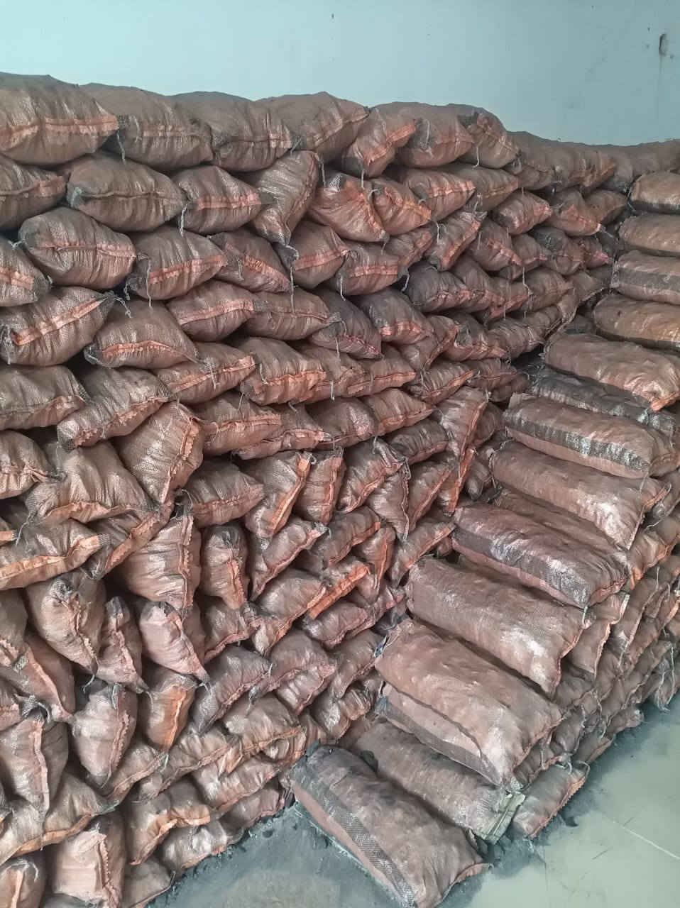 يتوفر لدينا كافة أنواع الخشب والفحم ومستلزمات الشواء
حديثه الحي العسكري مقابل العماره الصفره مجاور الدفاع المدني 
***********
