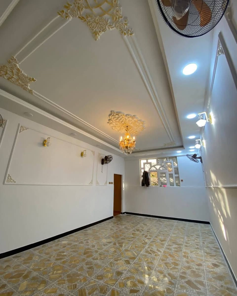 #متر_مواد__عمل_35_معه_صبغ_جوتن_#نجف_الاشرف (( #صباغ بيوت ))   الاصباغ جوتن بتك بي واي وجميع الاصباغ متوفره  شغل نظيف ودقه بالعملل
((  بيتك🏡 ويانه غير )) 
 لصبغ  الدور  و تصليح الجدران معالجه الرطوبه صبغ بنايات  (صبغ مدارس صبغ فنادق ) كلشي تريده وبالك اسوي الك ولون وشغل كله درجه اولئ ماعليك سوا تختار لون + تصميم + شكل وبيك خير وتدلل للتواصل وتساب او خاص موجود ***********
