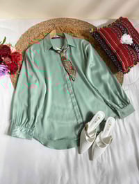 قميص • زارا ستان تركي • مقاسات ٣٨-٤٤