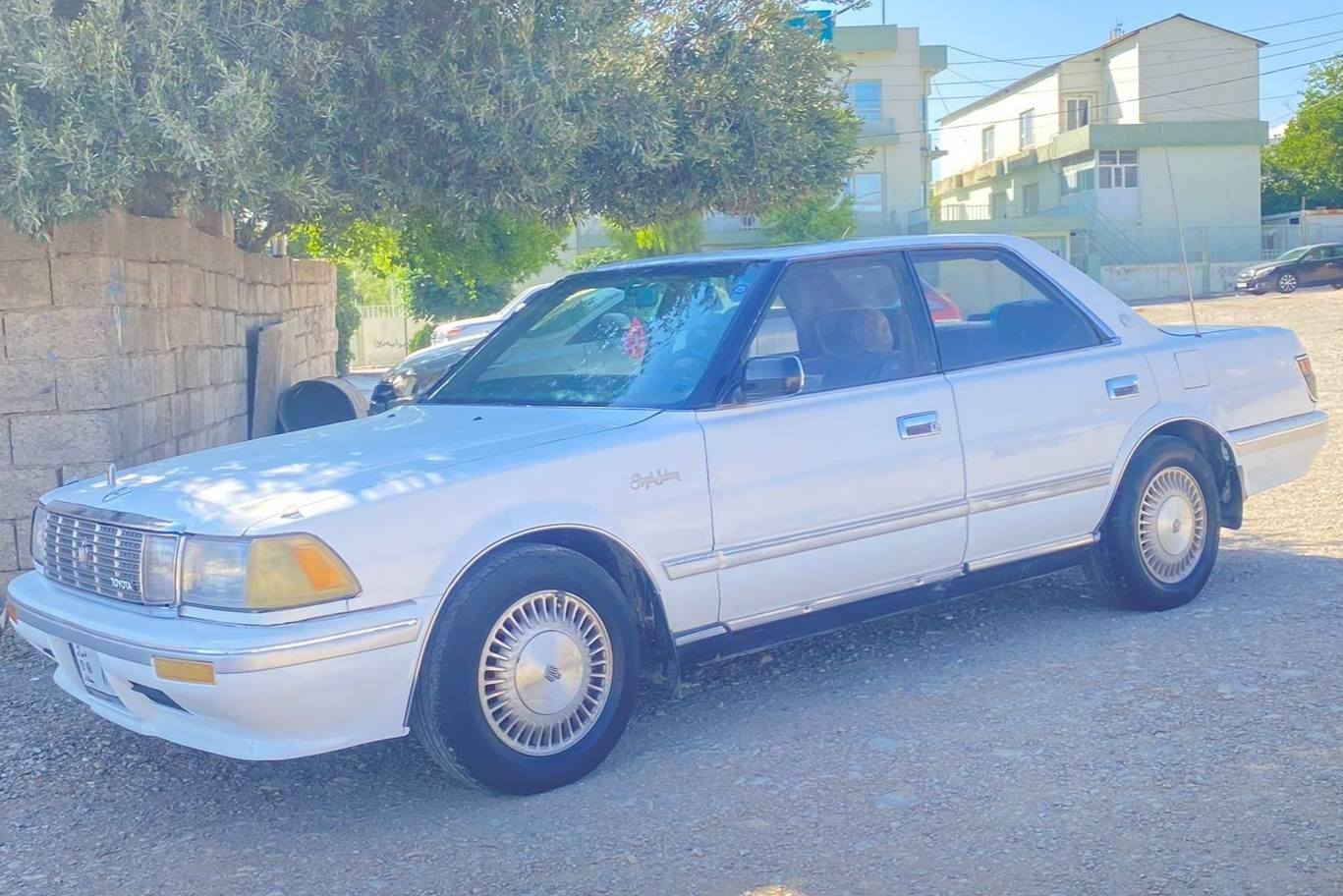 توێتا کراون سیدان ساڵۆن مۆدێل: 1989 گێر ئۆتۆماتیک 
-مەکینەی ئەرنەبی ٣٠٠٠ /سێ هەزاری  vvt لەسەرە
-گێچ ئەلیکترۆنیە
لەسەر دەقی شەریکە ماوەتەوە 
ماشاءالله ئاوی چاو ئەبات و سەلاجەو ٤ جام کارەباییە 
و سەقف سلایتە ئارمو ئەوەلیاتی سلێمانی 
و بە شەرتی غرامە  مالڵی دۆستە 
مەکینەی ئەرنەبی سێ هەزاری لەسەرە 
ماشەللە لە قوەتی خۆی بێ زارە 
هیچ دەعمێکی نیەو زۆر پاکە بێ بۆیاخ
 تەنها ١ پەلە ساردی هەیە 
 هەمو گیانی بەشەرت 

سـعـر : لە کۆمێنت داوابکە ڕاستەوخۆ بۆت دێت 📥 

گێر و مەکیەنەی بەشەرت 
هیچ کێشەیەکی تێدا نییە 

ژمارەی خاوەنەکەی 
***********
