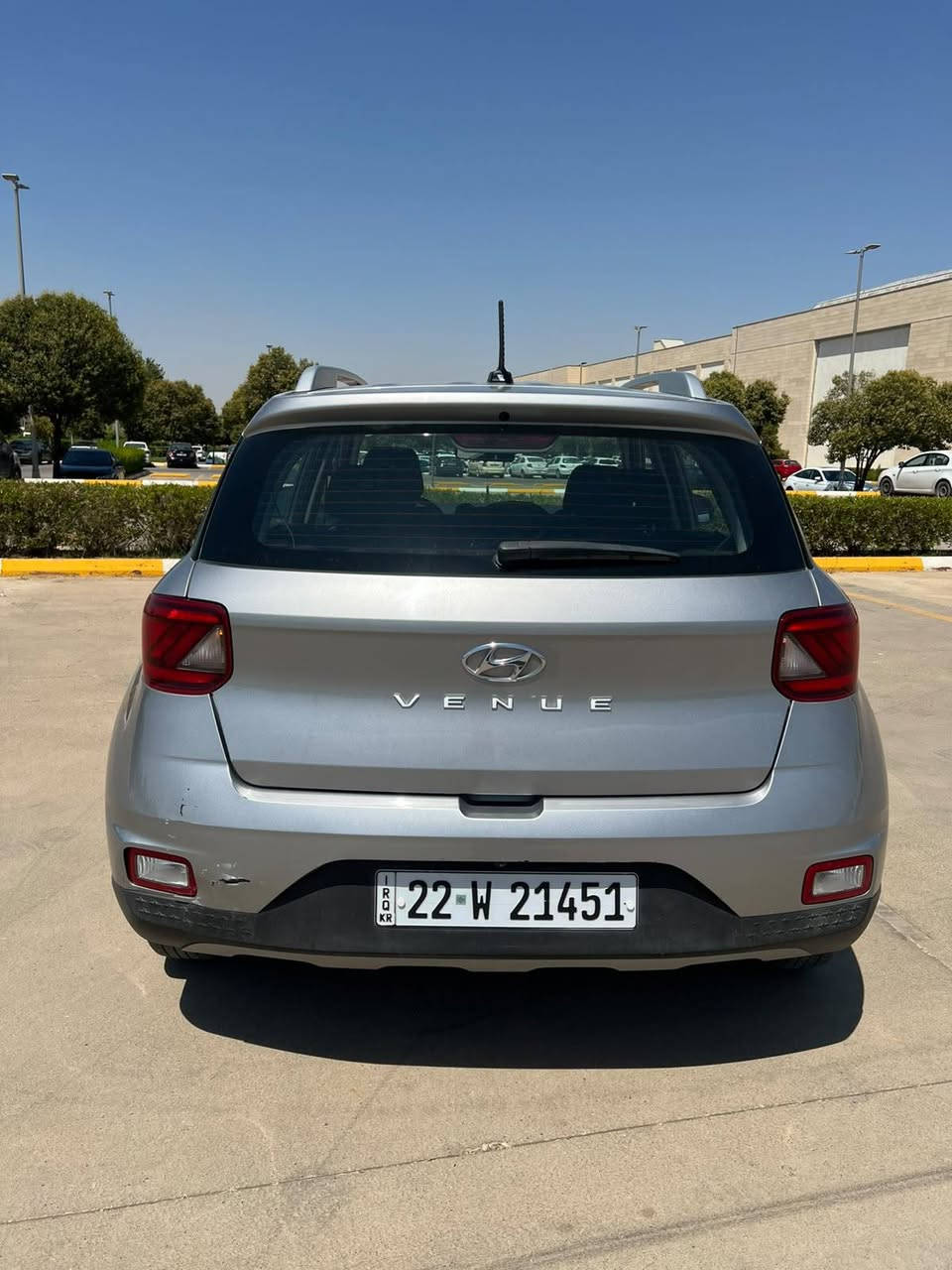 Hyundai venue 2024 Sel/***********
فول مواصفات
كشنات هيتر
ستيرن هيتر
نضام تراكشن 3 انضمة
مراية رادار
تشغيل عن بعد و بصمة
و رادارات
هواية مواصفات بعد
هزة و سنوية جديد
صبغ السيارة فقط بنيد بدون شانصي
ايرباك فقط ستيرن راجع بلادي
السعر 134 و مجال
***********
