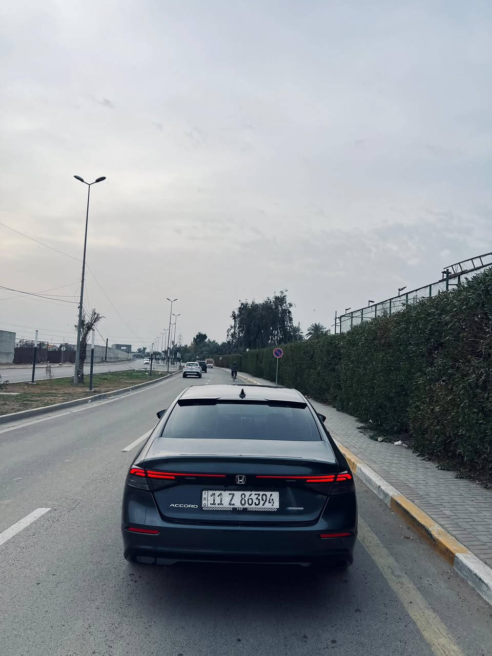 حياكم الله 
هوندا اكورد موديل 2024 
مواصفات EXL وشاديله ويل تورنك 
حادث سياره كما موضح بلصور جاملغ مع بنيد 
مرقم بغداد 
السعر 17,600$ وبيه مجال 
للاستفسار        ***********
متوفر واتساب *********** 
العنوان بغداد حي جامعه
