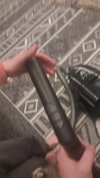 مكنسة كهربائية • بيع عاجل