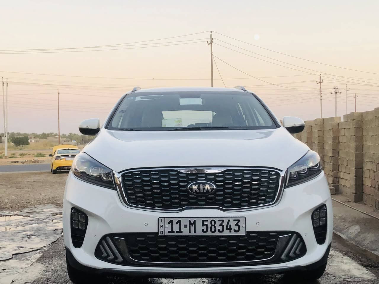 سورنتو 2020
6 سلندر 
رقم بغداد ماشية 53 
السعر 275 بيها مجال قليل 
مكان ديالى .
***********
