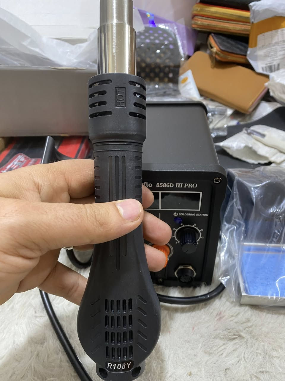 كاويه وهيدكان اعتقد ١١٠ مافحصتهن لان شفت مكتوب ١٢٠  الي تفيده يكتب عليها سعر


**إذا كنت صاحب هذا الإعلان وتريد حذفه لأي سبب، رجاءا أرسل رسالة إلى الدعم الفني**