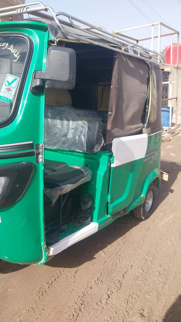 سلام عليكم تكتك تيفيس 2022رقم وسنويه مكينه كفاله البدي شوف عينك سعر 6800وبيه مجال قليل رقم ***********العنوان البصره حي الزيتون
