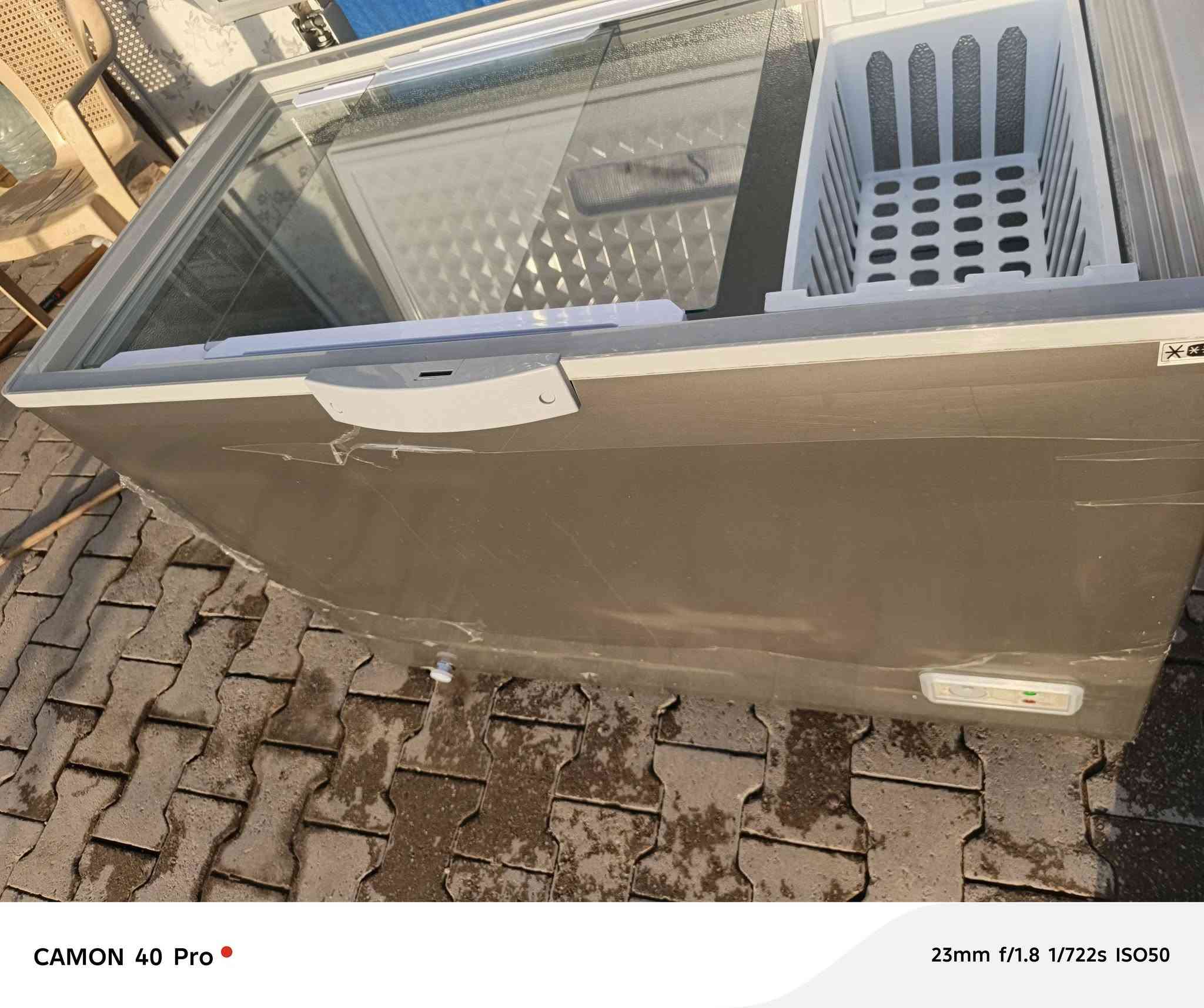 مجمده حجم وصط جديده ستعمال شهر واحد تخبل والله ثلج طابقين وع فحص بعدها بل جيس مكلف بل نشر شرط شغل ول فحص السعر 360 وبيها مجال للطيبين *********** مكاني مجمع الدور
