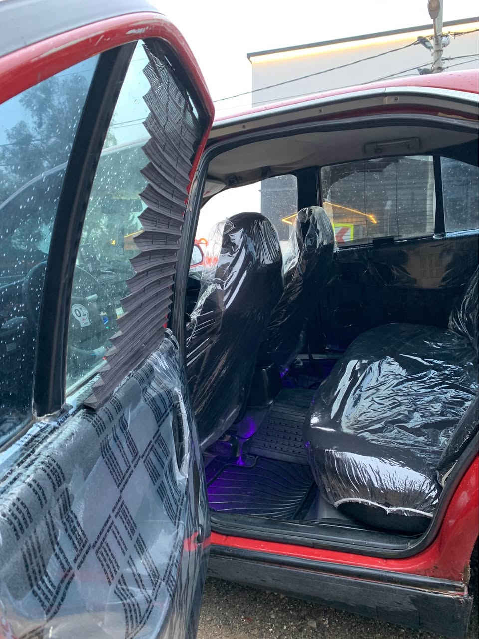 ماشاءأللە لە ماڵی هەموو لایەک 
ئۆپڵ ئۆمیگا مۆدێل 1991 مەکینە 20 
سەنەوی ساڵێکە بەسەرچووە  ڕەقەم سلێمانی
چوار تایەی تازە • پاتری تازە • بێ خایس • شاشە ئایپاد • ئێمپیفایەر • کامێرە • کارەبایاتی هەموی ئیش دەکات مەزبوت وێنەکە لەبەر چاوە • مەکینەی کەمێک بوخار دەکات  سعری ٤٠ وەرەقەو مەجالێکی برایانەی تێدایە شوێن کۆیە 
0770 1000446 أربيل, العراق
