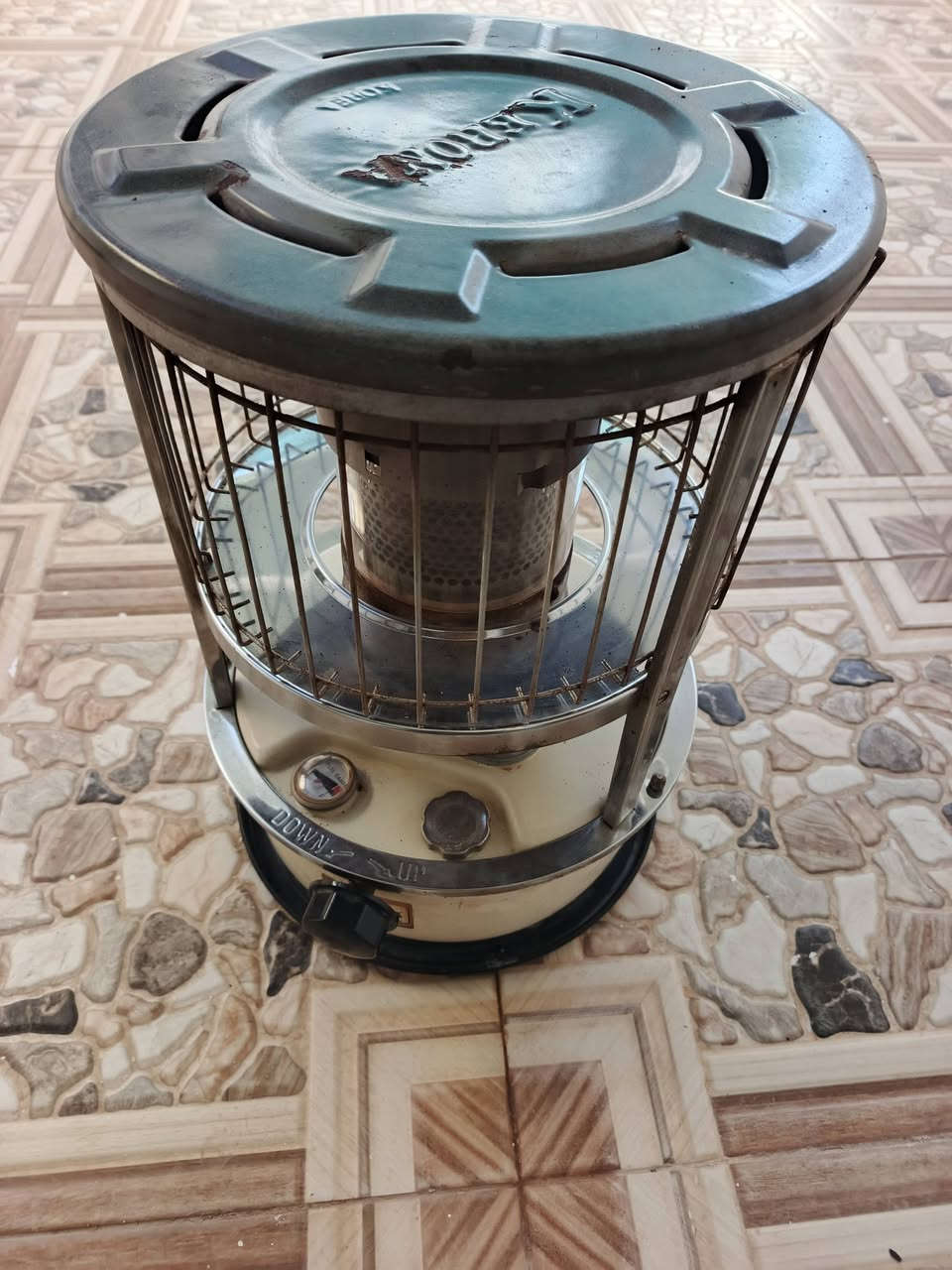 للبيع صوبه كلش نظيف شرط من كلشي ٥٠ الف ***********
