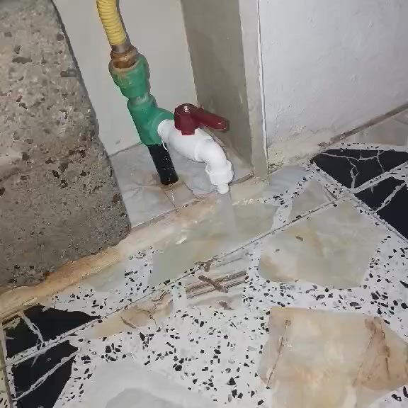 السلام عليكم  دار 🏠  للبيع موقع بعد  حي التحرير مقابل هيما ستي مساحته ١٠٠ متر دستور  سليماني  منطقه كامله مرتبه أسواق محلات تبليط كامله وهاده ونضيفه   وبسعر مناسب. ٧٥ وبي مجال بسيط  جمعيه الباشا سند زراعي قرار ٢٥ حق التصرف وبي وصل تمليك من البلديه


**إذا كنت صاحب هذا الإعلان وتريد حذفه لأي سبب، رجاءا أرسل رسالة إلى الدعم الفني**