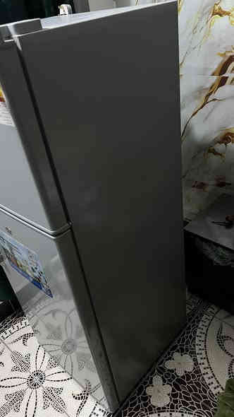 سلام عليكم ثلاجه لبيع جديده فجه وكفت ماعرف شنو يمكن مأطور مادري سعر 85 وبيهه مجال بغداد الامين الثانيه رقم 
***********
