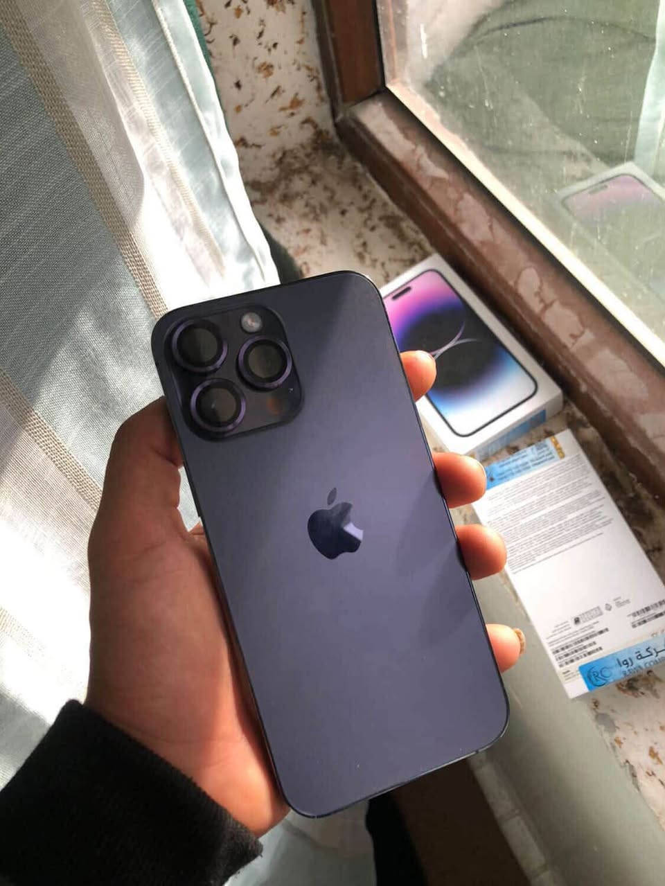 السلام عليكم
* ايفون 14 برو ماكس
* لون بنفسجي  مميز 

* بطاريه🔋89
* ذاكره 256 
* شرق اوسط عربي 
* ماستر AAA
* نموذج m 
* مكفول كفاله عامه من فتح وتصليح  جهاز جديد
* كامل ملحقات مطابق كارتونه 
* السعر / 850 الف وبي مجال بسيط كلش حك جيه  
* العنوان/ كركوك
* للتوصل / ***********
