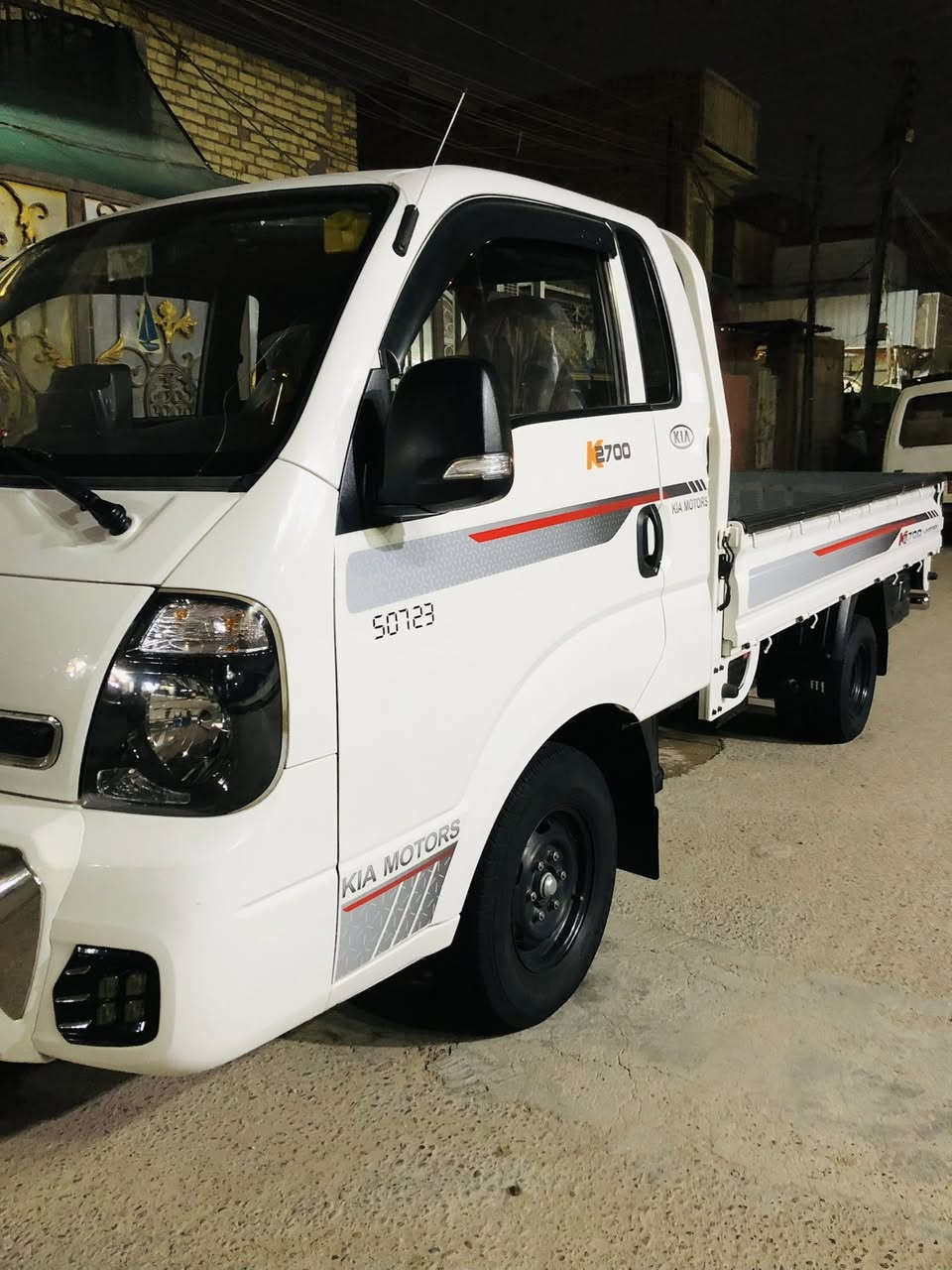 سلام عليكم  كية بنكو مديل 2020 ماشيه 125 سياره نضيفه وحلوه بسمي بغداد سعر 125.وبيها مجال ***********2
