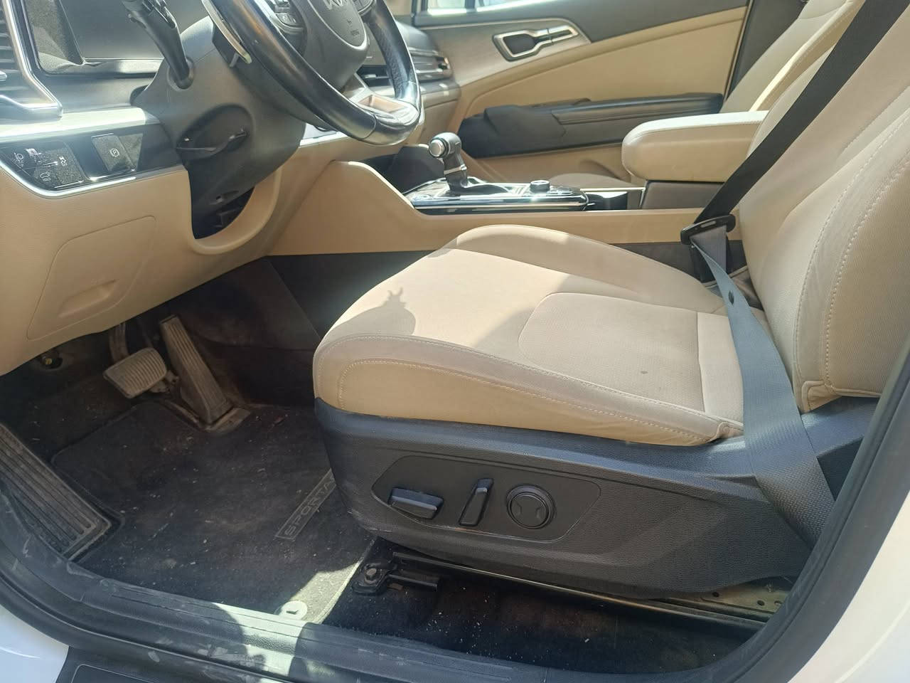 سبورتج موديل 23/ جي/ خليجي سعر230/ رقم ***********/ العنوان بغداد الشعب
