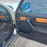 بي ام 735 موديل 1991 لون سلفر السعر 30 وبيها مجال للشراي بيها المكينة ...