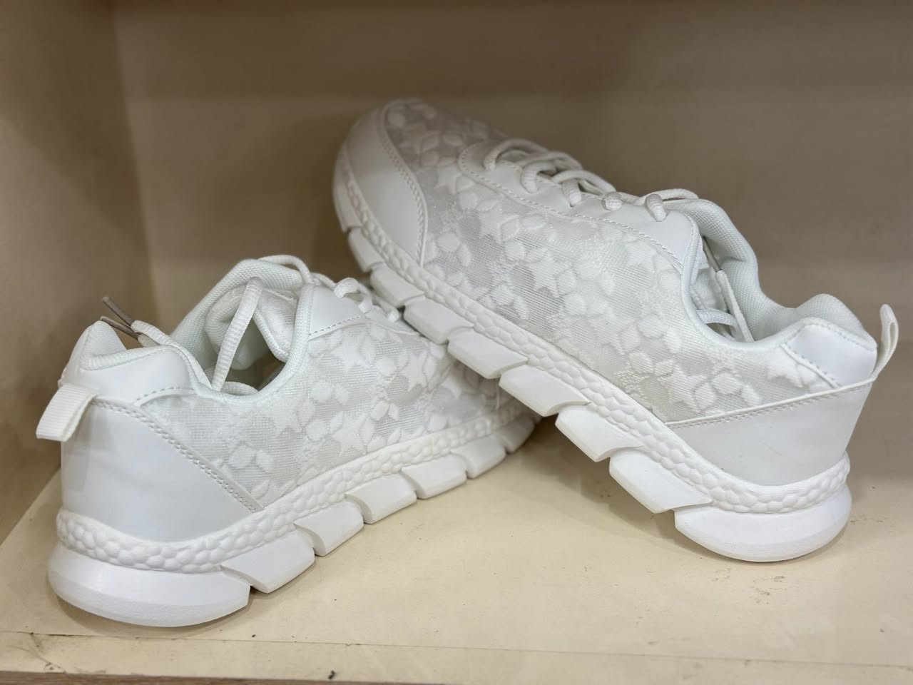 متوفر جمله مفرد احذيه قطع قويه جديد غير مستخدم 🔥🔥


**إذا كنت صاحب هذا الإعلان وتريد حذفه لأي سبب، رجاءا أرسل رسالة إلى الدعم الفني**