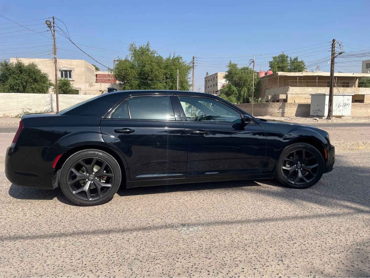 للبيع فقط
كرايسلر S 
موديل 2021 
كلين بدون صبغ وصور السونار بالمنشور
ماشية 70 mile
رقم اربيل وسنوية وهزة جديدة وتحويل مباشر 
بدون فتحة
كشنات جلد تدفئة
حساس امامي و خلفي
كاميرا دوارة شاشة كبيرة
نقطة عمياء جانبية اشارة جانبية
سستم صوت الباين
كاربلي
.
بيها تخم تاير جديد
حدادة جديدة امامي خلفي . 
دسكات جديدة وفلاتر دهن جديد ادامة كاملة لمنظومة البانزين وبلكات جديدة اصلية جامبيون 
بوليش جديد مراية السيارة لايت LED  
السعر $295 ورقة

العنوان : البصرة 📍

رقم صاحب السيارة 
*********** البصرة, العراق
