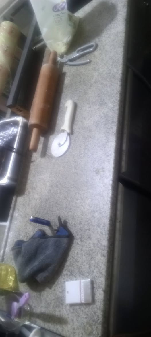 غراض مطعم للبيع الاعظميه 
***********وتساب
