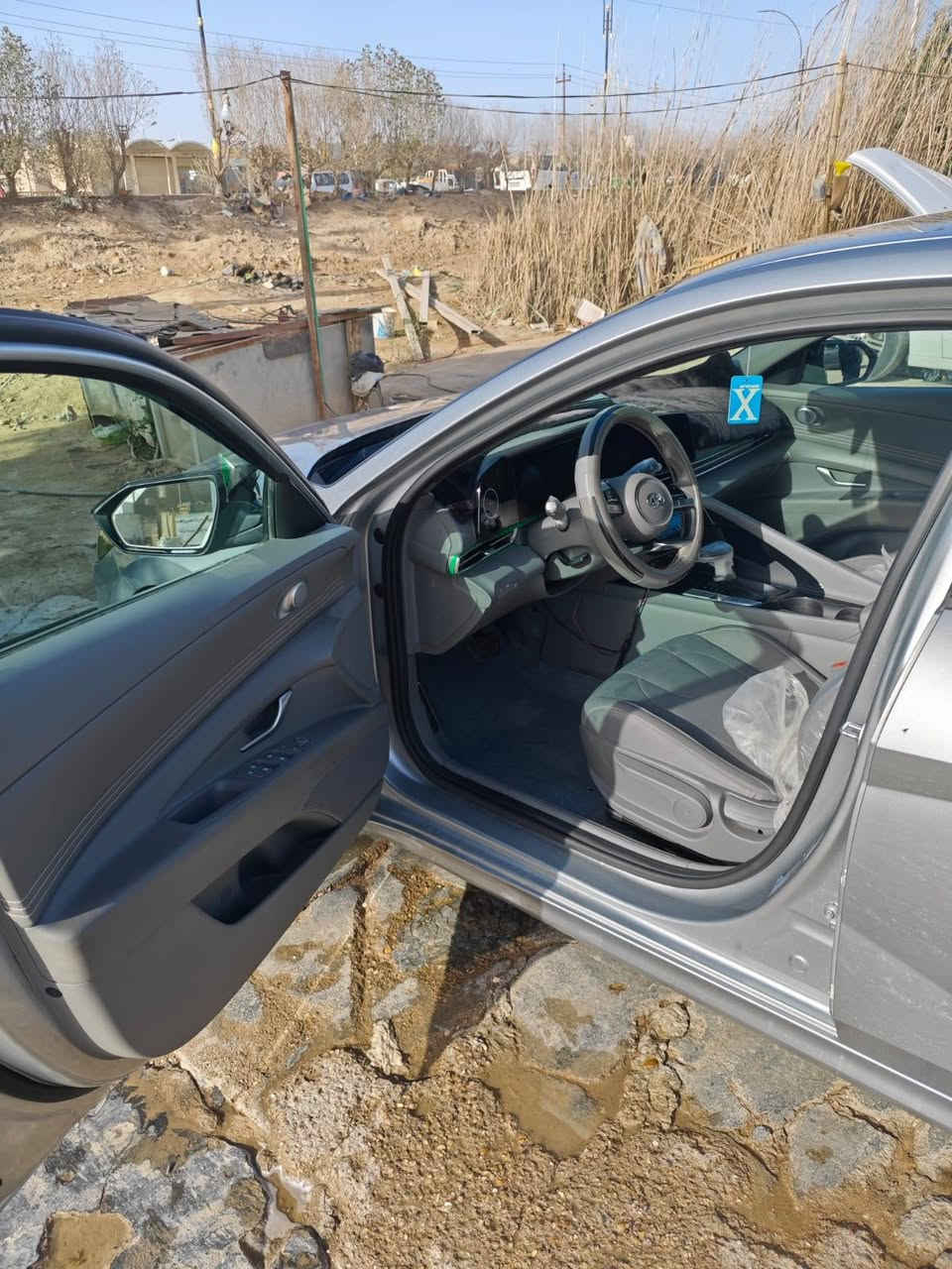 ا
لسلام عليكم النترا موديل ٢٣ وارد امريكي مواصفات محرك دوش ٢٠٠٠ بصمة تشغيل عن بعد ابواب بصمة شاشة كبيرة متصل سايد بريك كهربائي دگمة كشنات تدفئة حساس امامي خلفي تحكم ستيرن مانع انزلاق تثبيت سرعه ماشية 47 سيارة باسمي صور الحادث داخل المنشور للاستفسار اتصل ***********
