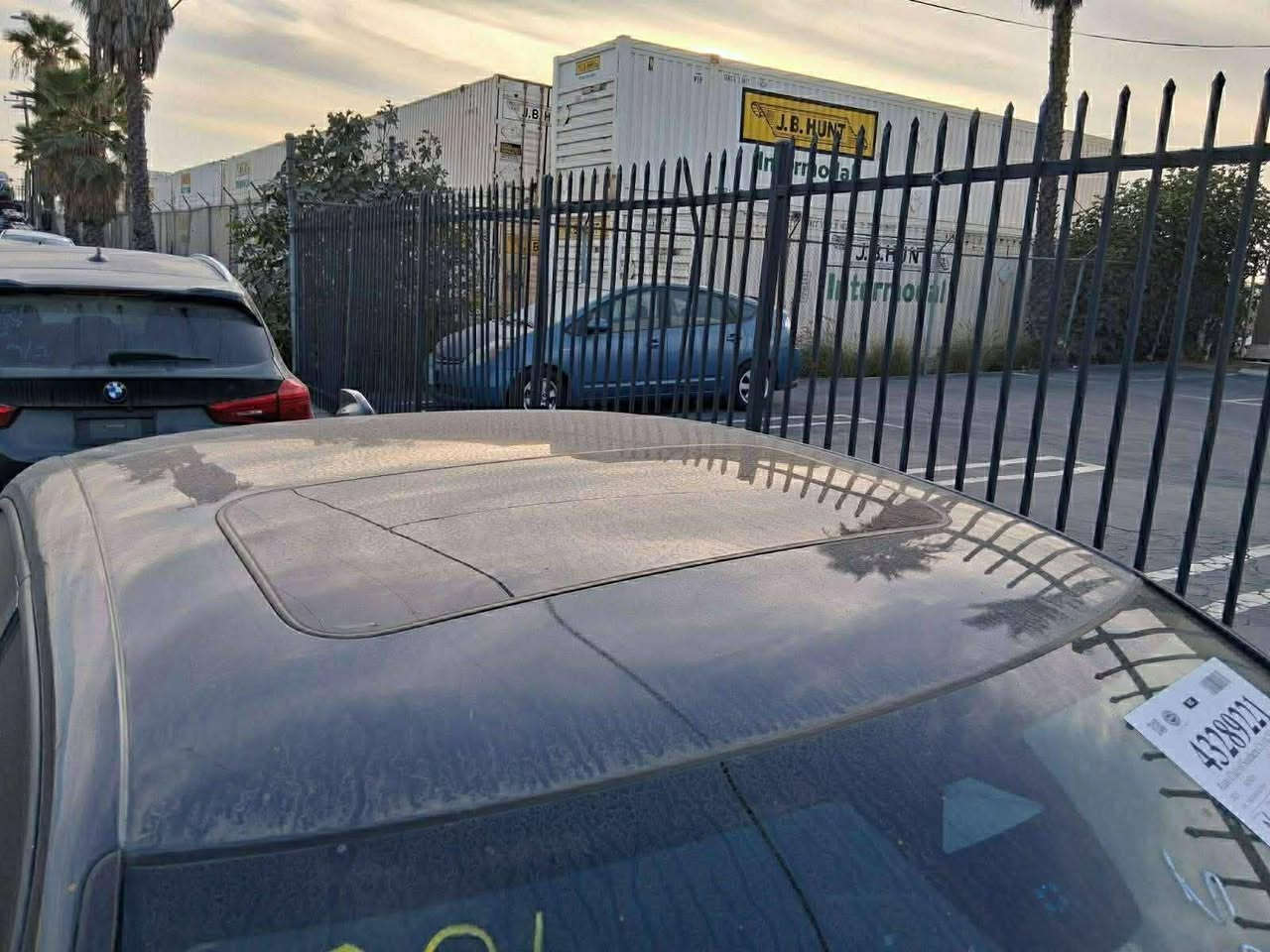 السلام عليكم هوندا سيفيك 2025 سبورت تورنك اعلى فئة السيارة بالحره سعرها 135 
***********
