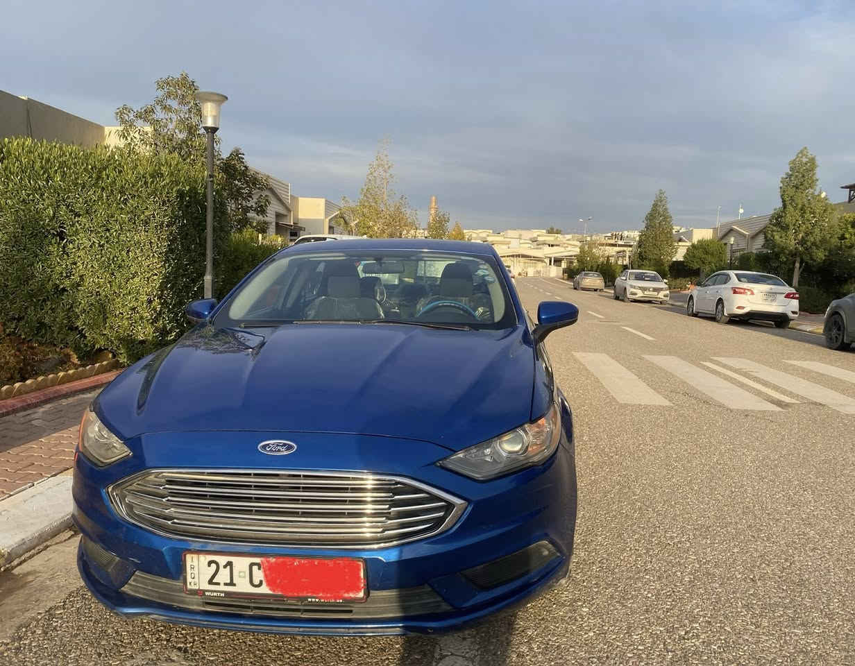 ‎🚗 فورد فيوجن 2017 - حالة ممتازة (بدون إيرباك) 🚗
‎المواصفات العامة:
* الموديل: 2017.
* المحرك: 2.5 لتر (المحرك المرغوب والشائع لسهولة الصيانة).
* الضرر: جاملغ خلفي واحد فقط (بدون أي إيرباك، بجم كبس).
* الحالة الميكانيكية: كير ومحرك بشرط الفحص.
‎المميزات والإضافات (Full Options):
* ✅ تحكم استيرين
* ✅ نظام التشغيل والفتح بالبصمة.
* ✅ كود سري على الباب.
* ✅ لايت زينون.
* ✅ نظام تثبيت السرعة.
* ✅ سايد بريك بصمة.
* ✅ تبريد قطعتين (أداء ممتاز).
‎السعر والمكان:
* 💰 السعر: 128 ورقة (12,800 دولار).
* 📍 المكان: كركوك.
‎📝 ملاحظة: رقم الشاصي مرفق مع الصور للتأكد من حالة السيارة.
‎📞 للتواصل والاستفسار: يرجى الاتصال على الرقم: ***********
#فورد #فيوجن #سيارات_للبيع #كركوك #فورد_2017م
