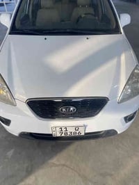 كيا كارنز  خليجي فول مواصفات مكينه ٢٠٠٠ بيها قطعتين صبغ مكاني بغداد را...