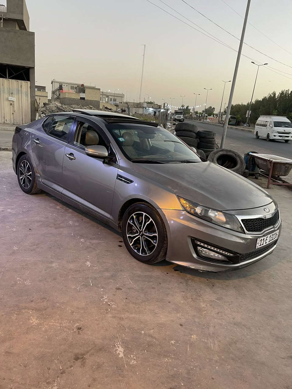 وبتما 12 امريكي فول مواصفات 
سونر بلمنشور  مكينه 2000 
مكان زعفرانيه  
105 بيها حك الجيه
***********
