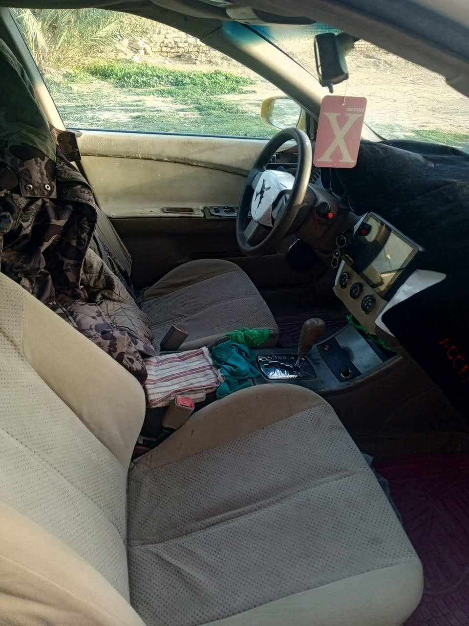 سلام عليكم نيسان اولتمه موديل 2006
السعر 37اوبيهه مجال 
ظربه جاملغ امامي عكس السايق
سنويه منتهيه صارلهه 4اشهر 
مصفره هيه اوغرامات مداور ثاني يوم مكفوله من الظربه العابره ولعيب الشرعي 
***********بيه واتساب
***********
مكاني السماوه 
ترهم مراوس
