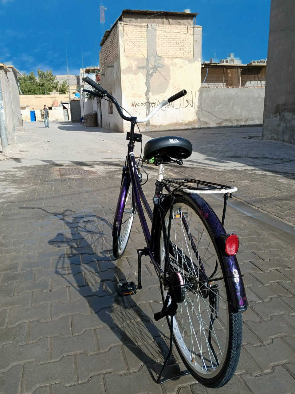 الهم صلي على محمد وآل محمد 
سلام عليكم بايسكل حجم 26
نضيف مكفول كفاله عمي 
لونين مميز شركه BD
موديل 22ياباني حاويه 
سعرة 115وبي مجال حك الجيه
عنوان بصرة كزيزه الاستفسار 👇🏻
*********** المو شراي لا يراسل
