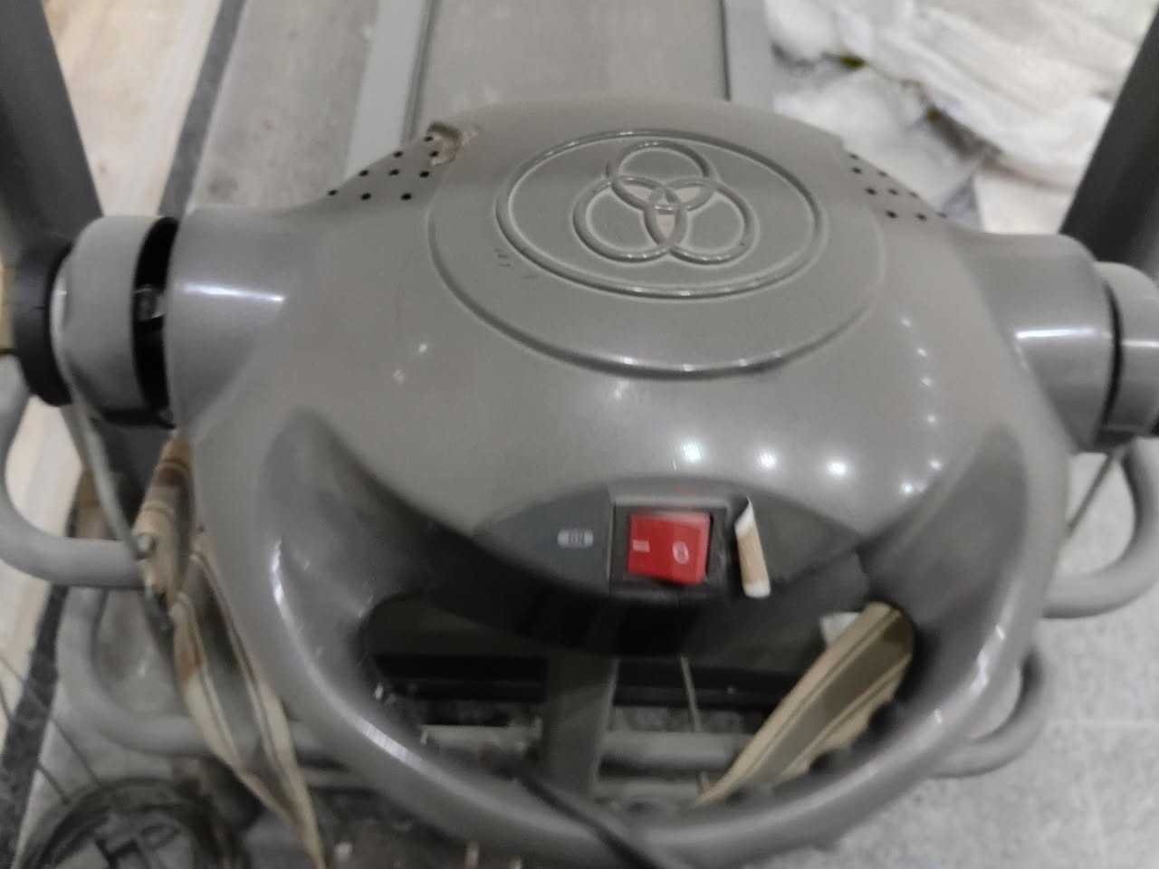 جهاز جري للبيع 
بعده جديد بمعنى الكلمه 
السعر قيم بل يرضي الطرفين


**إذا كنت صاحب هذا الإعلان وتريد حذفه لأي سبب، رجاءا أرسل رسالة إلى الدعم الفني**