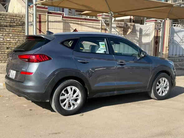 سلام عليكم.         158 وبيه مجال 
هونداي توسان
2021 بيه بنيد مبدل وكفاله لغود وشواصي 
وكفاله كير ومحرك حتى من الفتح والتبخير والتنقيص ولسياره باسمنه تحويل ثاني يوم السياره بنيد مبدل فقط ولجاملغات على البارد ما مبدلات السياره جاهزه من كول النواحي كير والمحرك والصدر والتبريد وتخم تاير ويل كب جديد يعني مابيه نقص وسياره ماشيه 49 الف ورقمه بغداد الجديد ولسياره فول نضافه وحتى الكاعيات مال الشركه بعدهن على الايلون ولسياره بلايلون 
مكانه بغداد الامين الثانيه وسعره ب158 وبيه مجال حك الجيه وما اعتقد تلكون هيجي نضافه ونص فول حتى نضام الفور ويل وهاذه رقمي بي واتساب ***********
