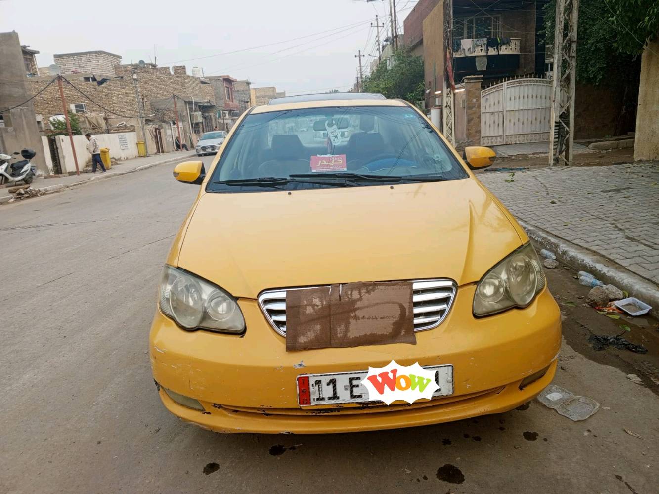 يالله سلام عليكم 
بي واي دي موديل 2013 اف 3بيها ضربه ب الجاملغ الامامي وبنيد مصبوغ بيها خياس بالقماره كد اصبع كير محرك كفاله تبريد شغال بس نزرفت الصونده وطار الغاز تدفئه شغاله تخم تاير جديد رقم بغداد بسمي وبيها الايسي واكف مكان السيارة الغزاليه شارع الضغط 
***********0